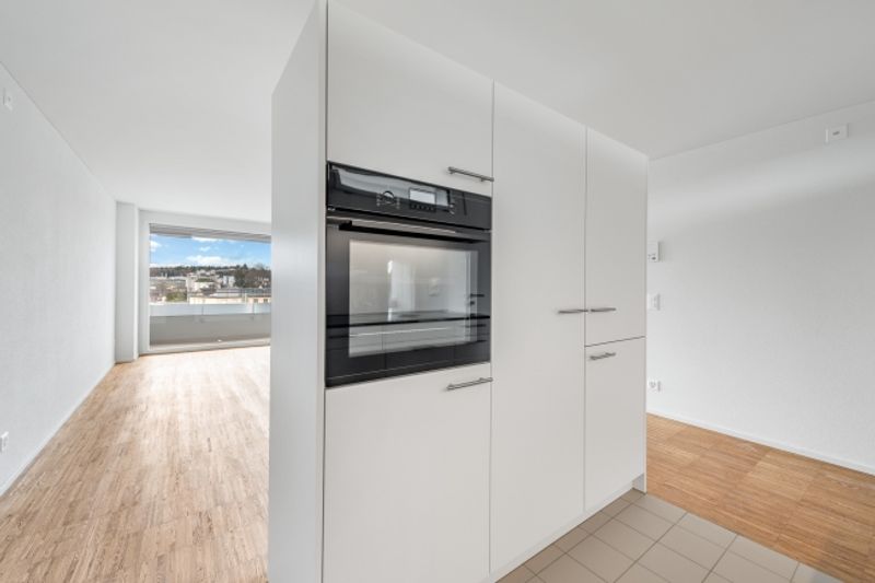 Urban wohnen im Herzen von Emmen – moderne 2.5-Zimmer-Wohnung mit Balkon - 3