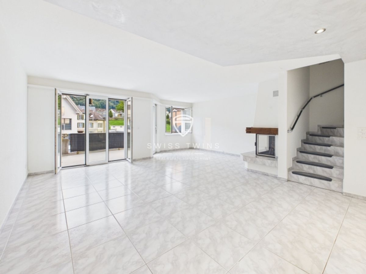 5,5-Zimmer-Maisonette mit Cheminée in Schübelbach mieten - 1