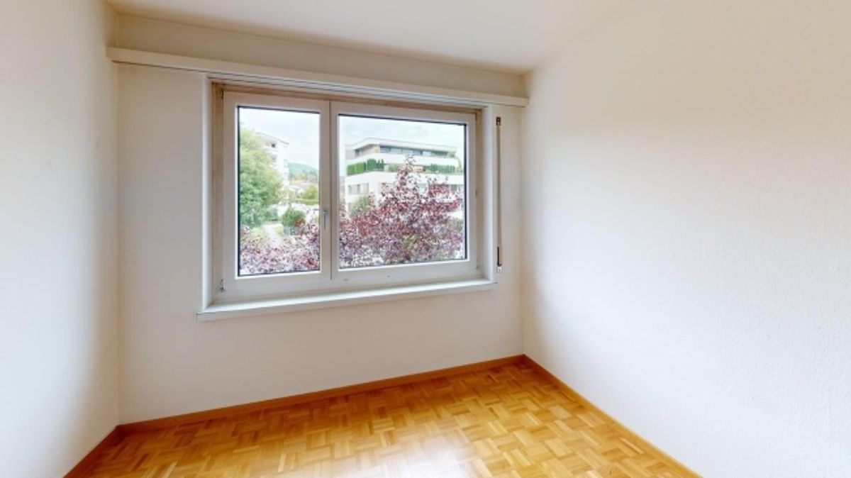 Helle 3-Zimmer-Wohnung im 1. OG  ruhig wohnen in Uetikon am See | BEFRISTET - 3