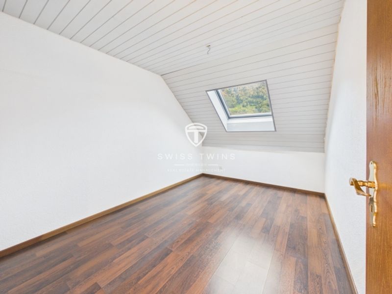 5,5-Zimmer-Maisonette mit Cheminée in Schübelbach mieten - 10