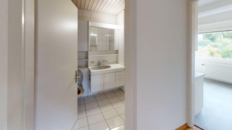 Helle 3-Zimmer-Wohnung im 1. OG  ruhig wohnen in Uetikon am See | BEFRISTET - 5
