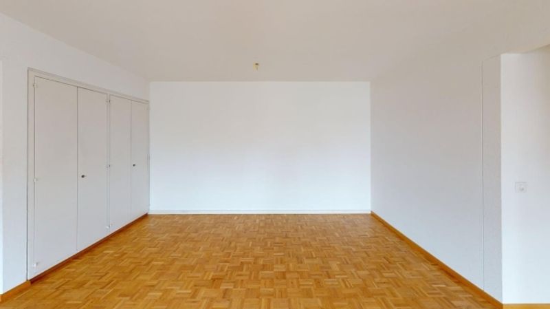 Helle 3-Zimmer-Wohnung im 1. OG  ruhig wohnen in Uetikon am See | BEFRISTET - 6