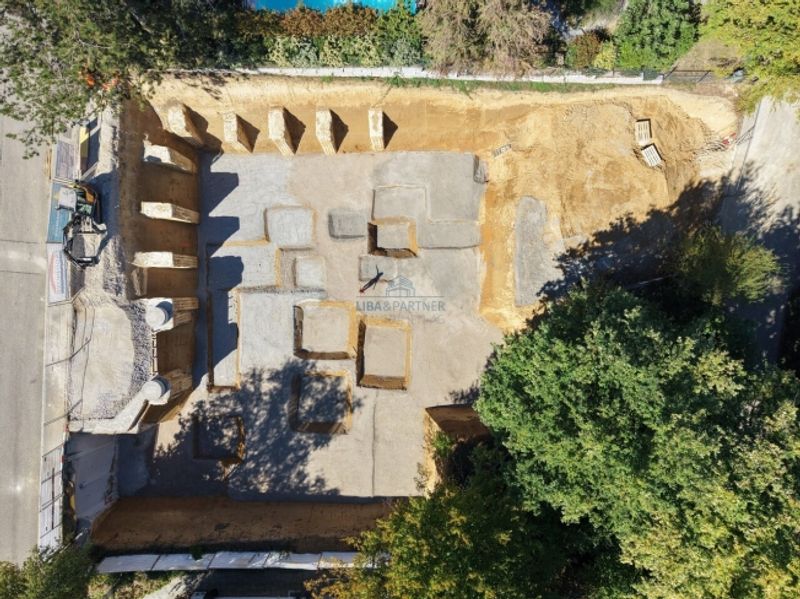 Luxuriöse Gartenwohnung, Exklusivität & Privatsphäre, 3 Wohneinheiten - 8