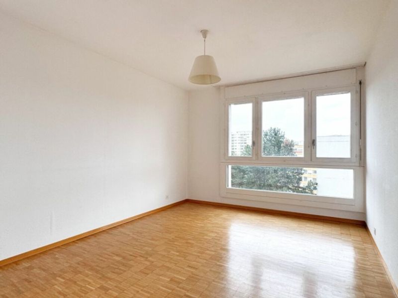 Geräumige 6-Zimmer-Wohnung mit Blick - 4