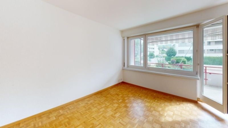 Helle 4-Zimmer-Wohnung im EG  ruhig wohnen in Uetikon am See | BEFRISTET - 2