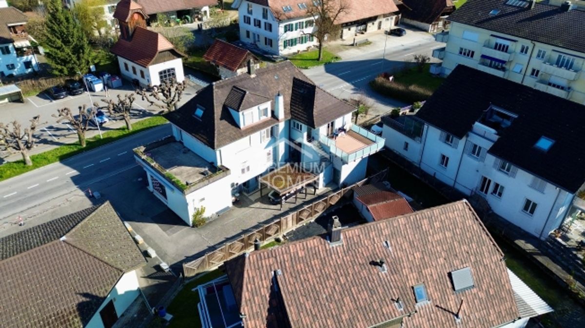 Zukunftsorientierte Kombination aus Wohnen und Gewerbe - 0