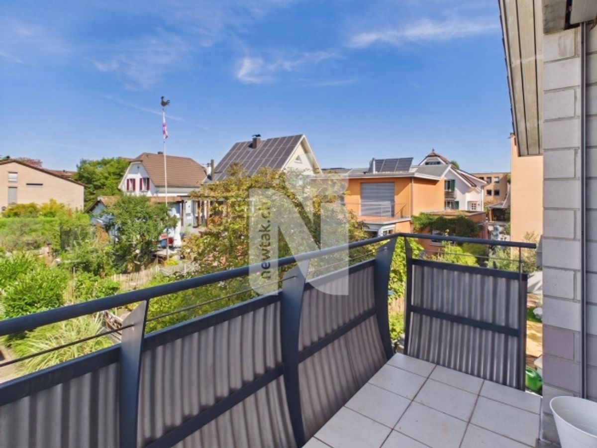 Lichtdurchflutetes Einfamilienhaus mit Gartensitzplatz an zentraler Lage in Muttenz - 7