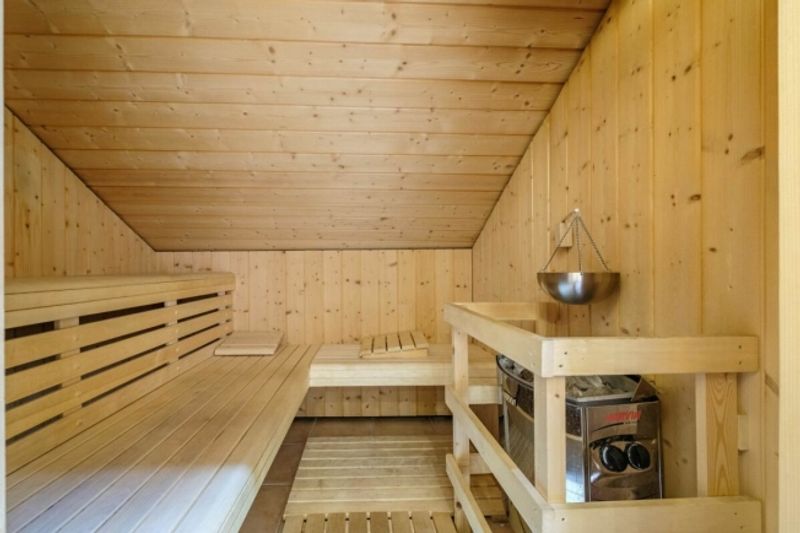 Schönes Gebäude aus dem 16. Jahrhundert auf einem Grundstück von 1400 m² - 7