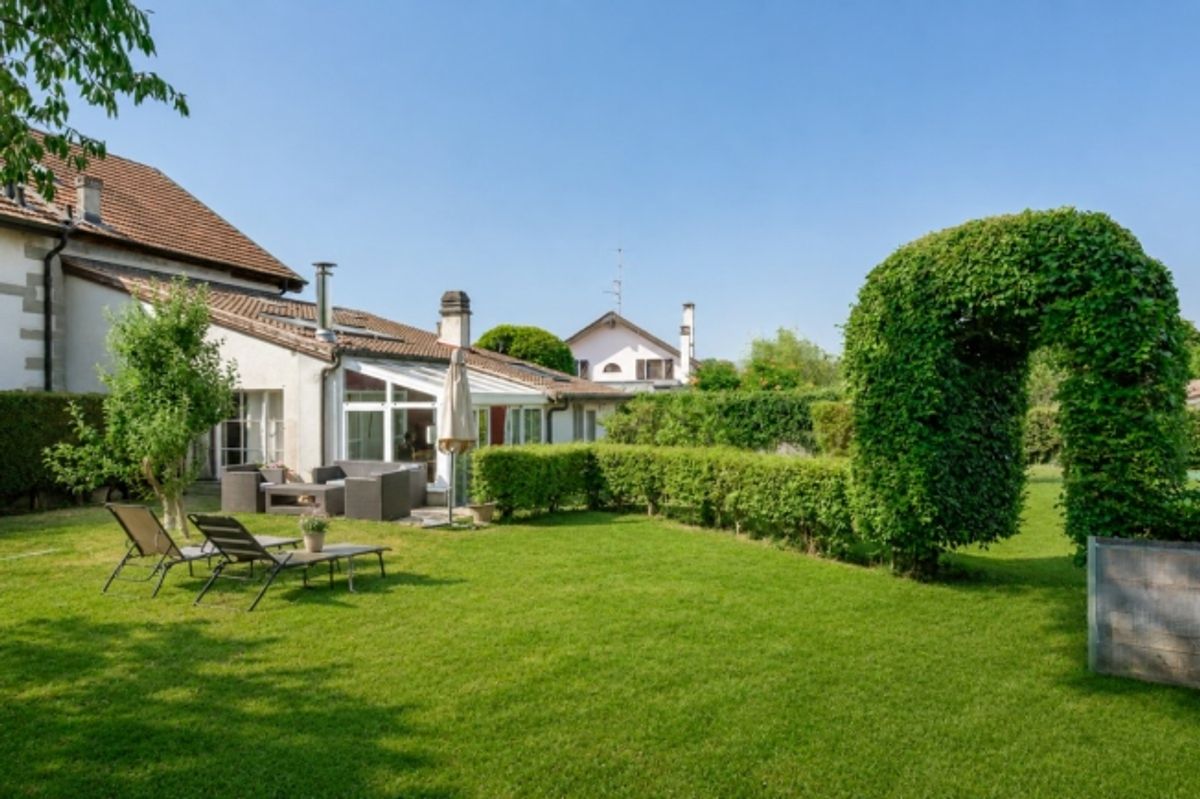 Schönes Gebäude aus dem 16. Jahrhundert auf einem Grundstück von 1400 m² - 8
