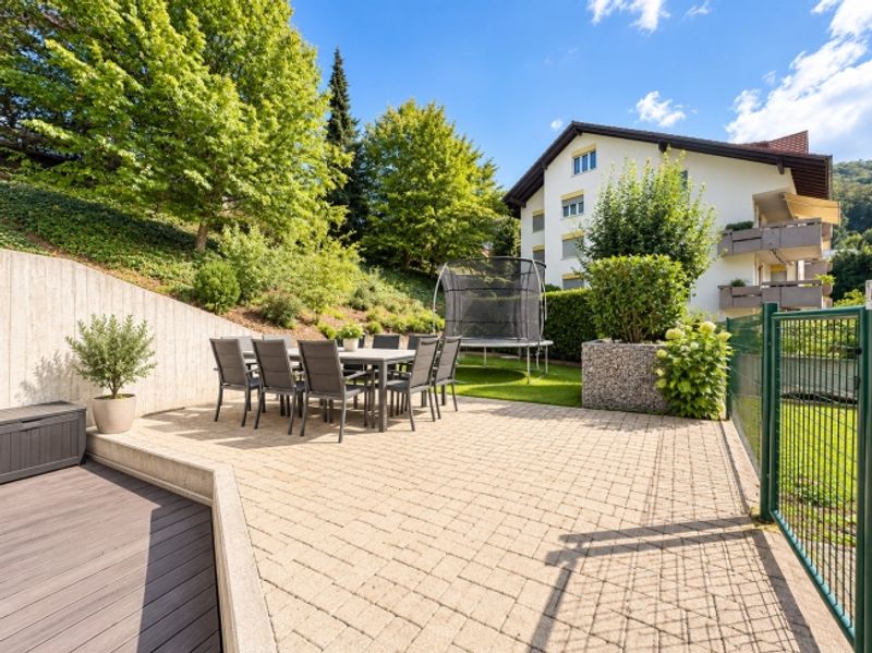 Wohnen wie im eigenen Haus – Familienparadies mit exklusivem Garten - 3