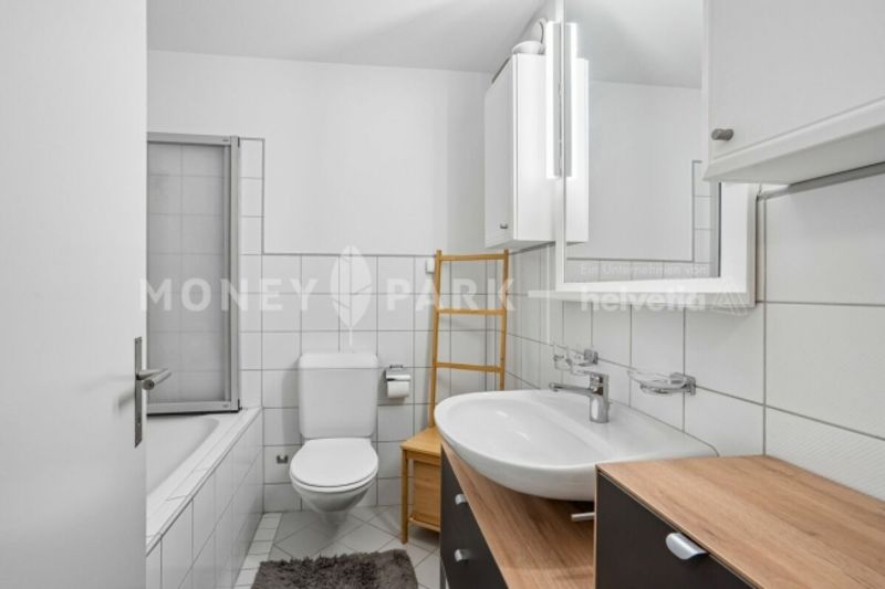 charmante 3.5-Zimmer-Wohnung mit zwei Balkonen - 6