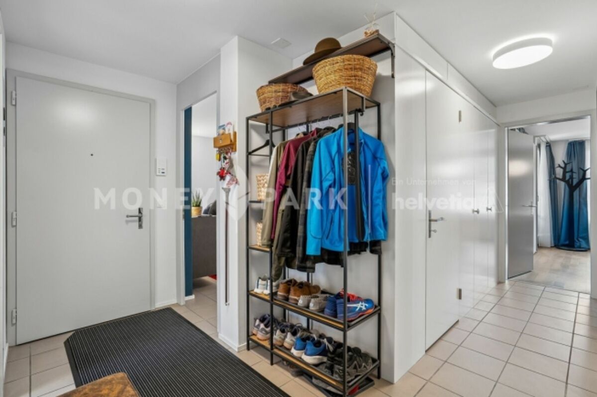charmante 3.5-Zimmer-Wohnung mit zwei Balkonen - 2