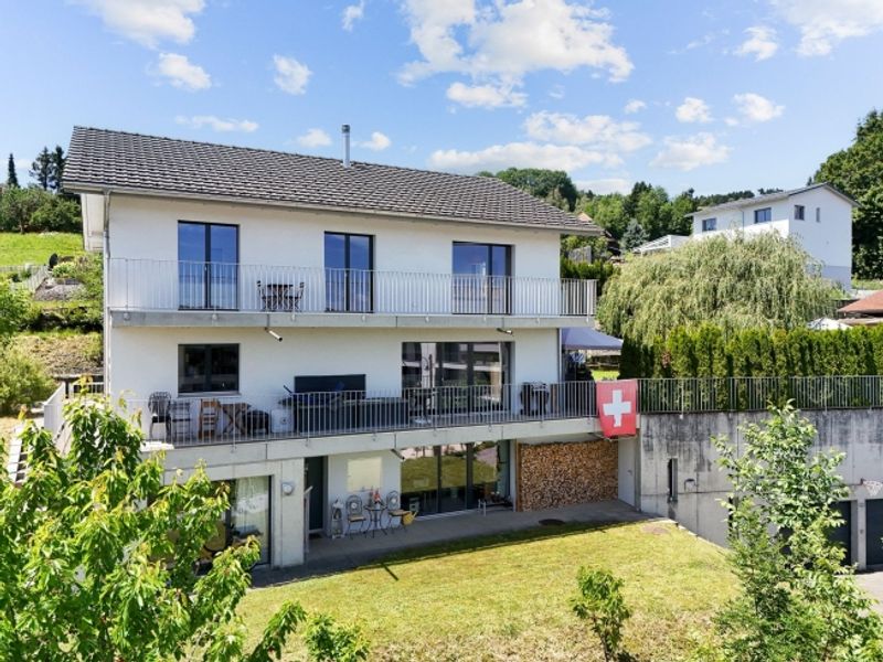 7.5-Zimmer-Haus - Gartenparadies & Traumimmobilie, Winikon, nähe Sursee - 1