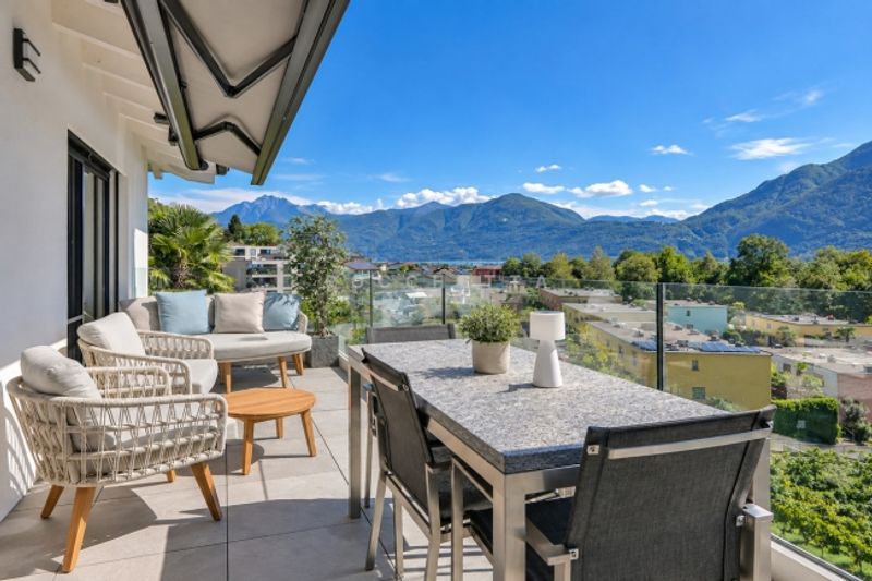 Moderner Lifestyle mit Weitblick – exklusive Attikawohnung in Gordola - 4