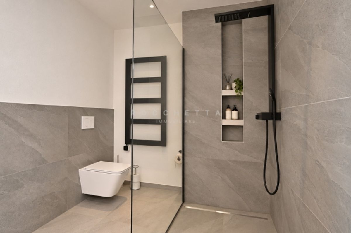 Moderner Lifestyle mit Weitblick – exklusive Attikawohnung in Gordola - 12