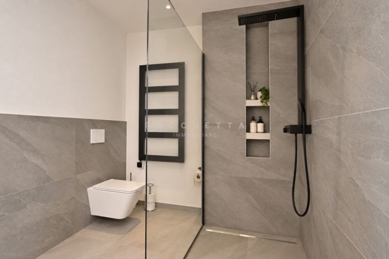 Moderner Lifestyle mit Weitblick – exklusive Attikawohnung in Gordola - 13