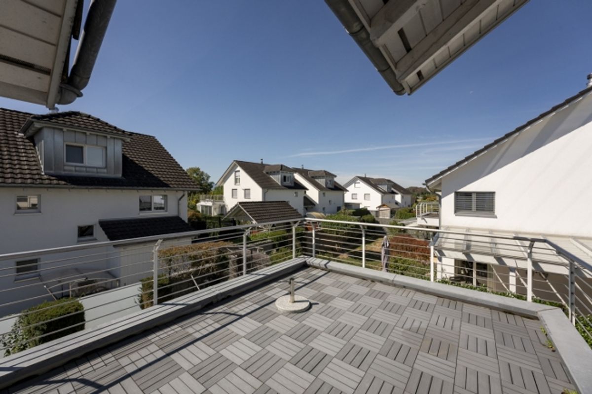 Sonnenverwöhntes Zuhause an familienfreundlicher Lage - 2