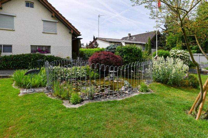 Gepflegtes Einfamilienhaus mit schönem Garten an bevorzugter Lage - 4