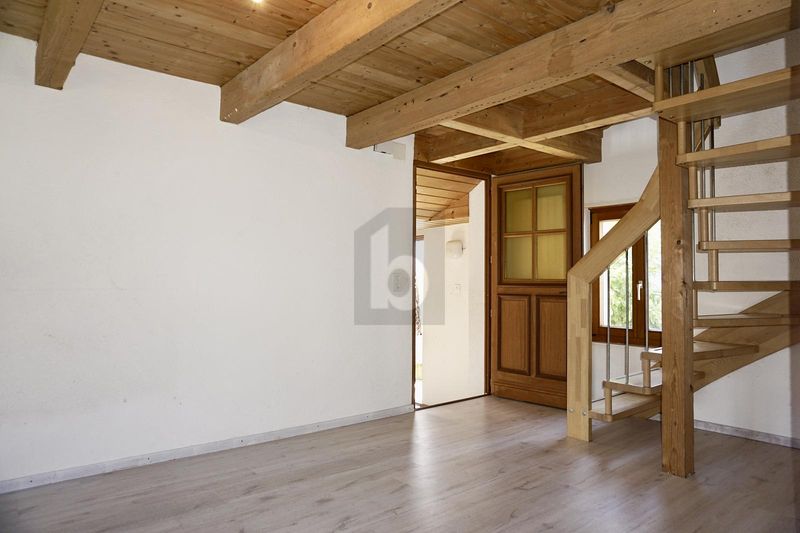 RENOVIERT, MIT SEPARATER EINLIEGERWOHNUNG - 1