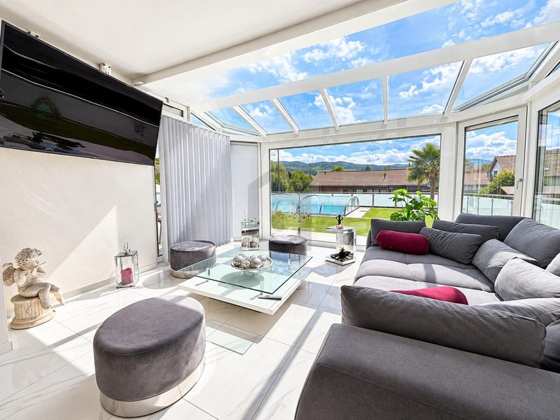 EXKLUSIV MIT POOL &amp; LUXURIÖSEM WELLNESSBAD - 3