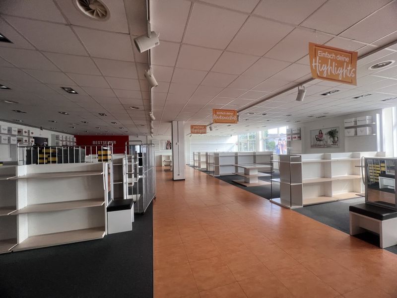 Attraktive Verkaufs-/Gewerbefläche zu vermieten - 5