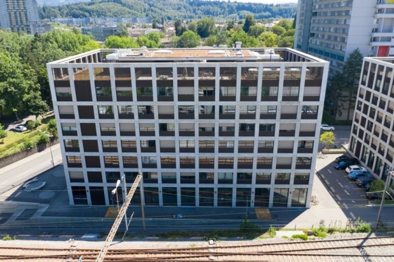 Moderne 2.5-Zimmerwohnung am Bahnhof Bümpliz Nord - 8