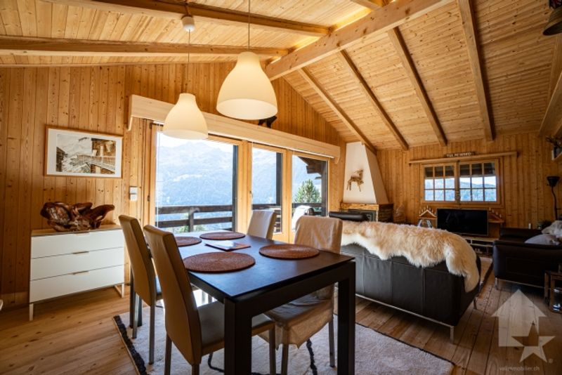 Reizendes, von Natur umgebenes Chalet mit herrlicher Aussicht - 6