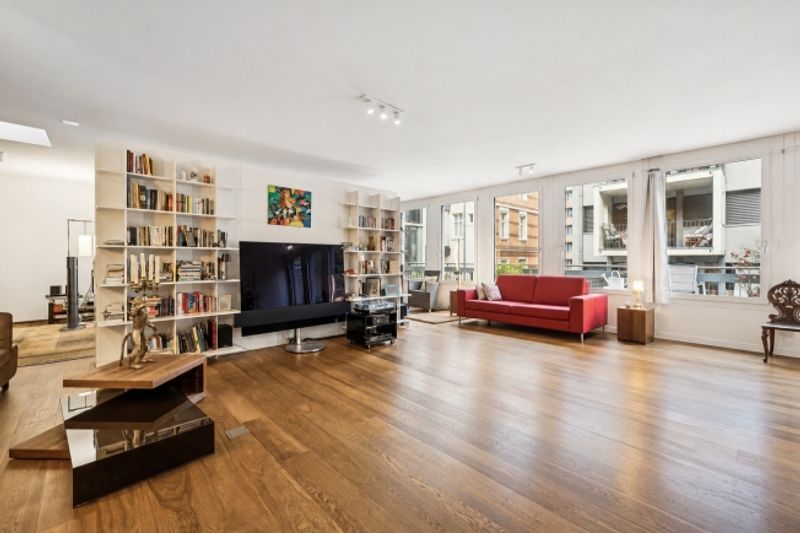 Loft mit beeindruckender Dachterrasse im «Gundeli» - 3