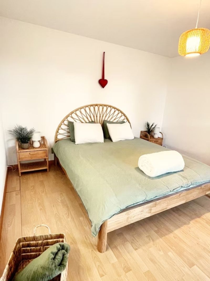 21/2-ZIMMER-WOHNUNG IN PENTHAZ (VD), MÖBLIERT, BEFRISTET - 7