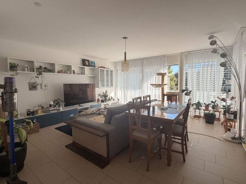 Schöne 3,5-Zimmer-Wohnung in Penthalaz - 3