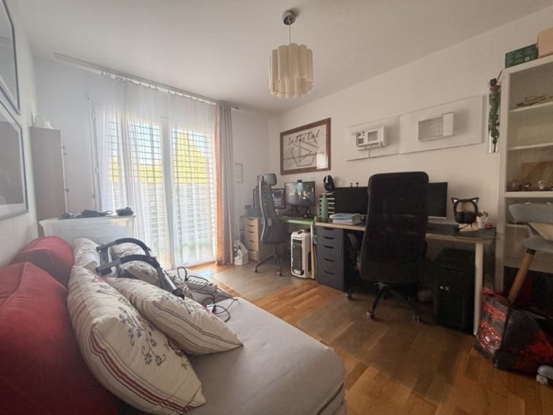 Schöne 3,5-Zimmer-Wohnung in Penthalaz - 6