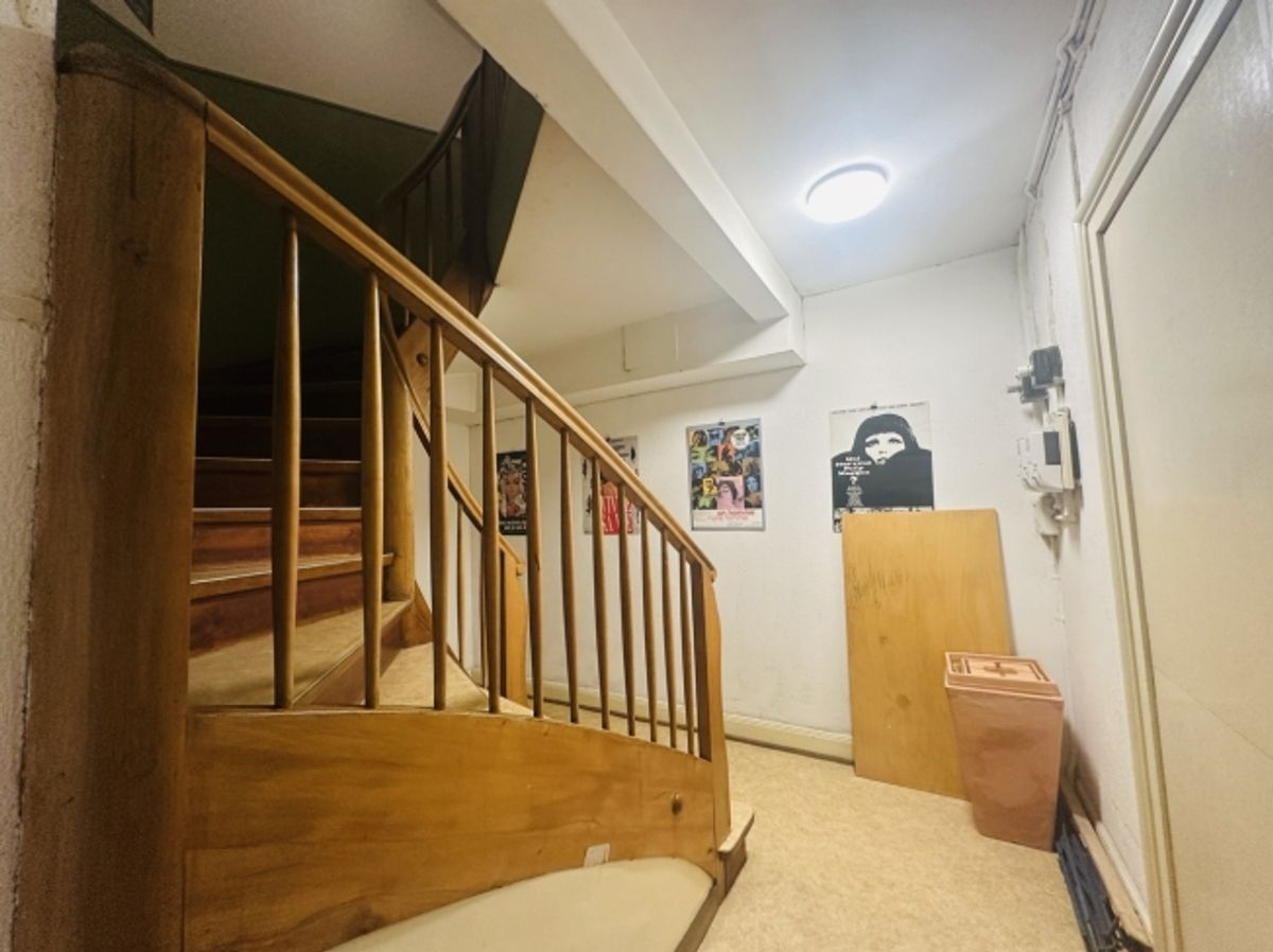 Tolles, gut erhaltenes Mehrfamilienhaus an perfekter Lage - 3