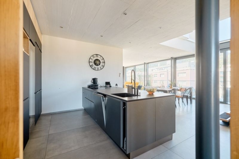 URBANES WOHNEN IM ZENTRUM VON DELÉMONT - 4