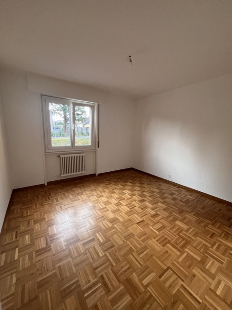 Wunderschöne renovierte Wohnung in der Chemin du Signal 10, Cossonay 1304 - 2