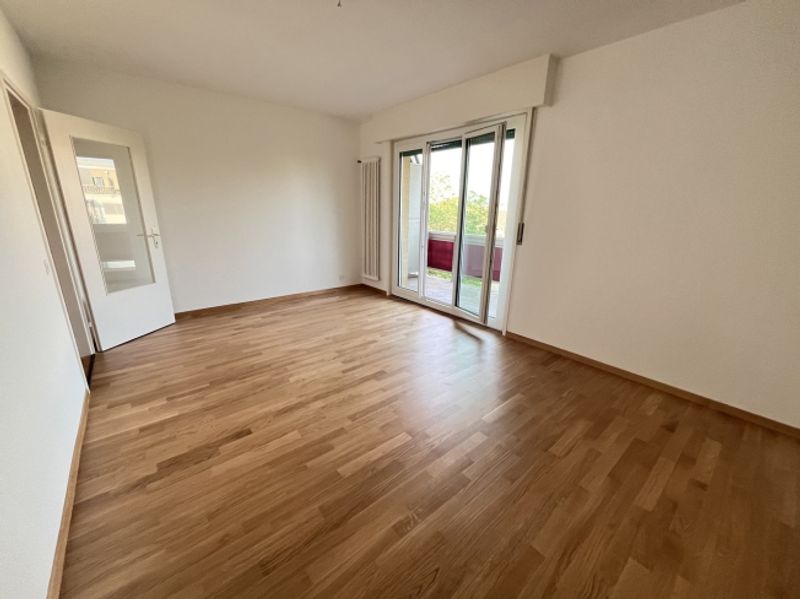 Wunderschöne renovierte Wohnung in der Chemin du Signal 10, Cossonay 1304 - 3
