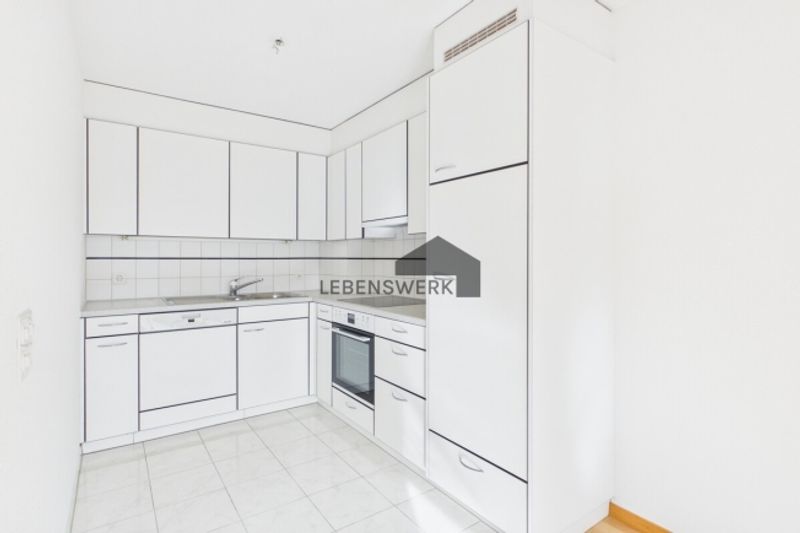 Helle 3.5-Zimmer-Wohnung in ruhiger Lage mit gedecktem Balkon, Bottighofen TG - 4