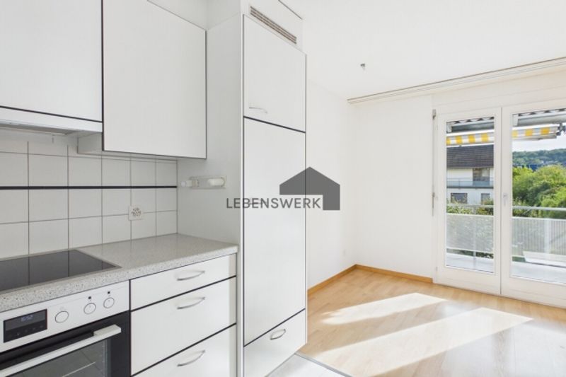 Helle 3.5-Zimmer-Wohnung in ruhiger Lage mit gedecktem Balkon, Bottighofen TG - 5