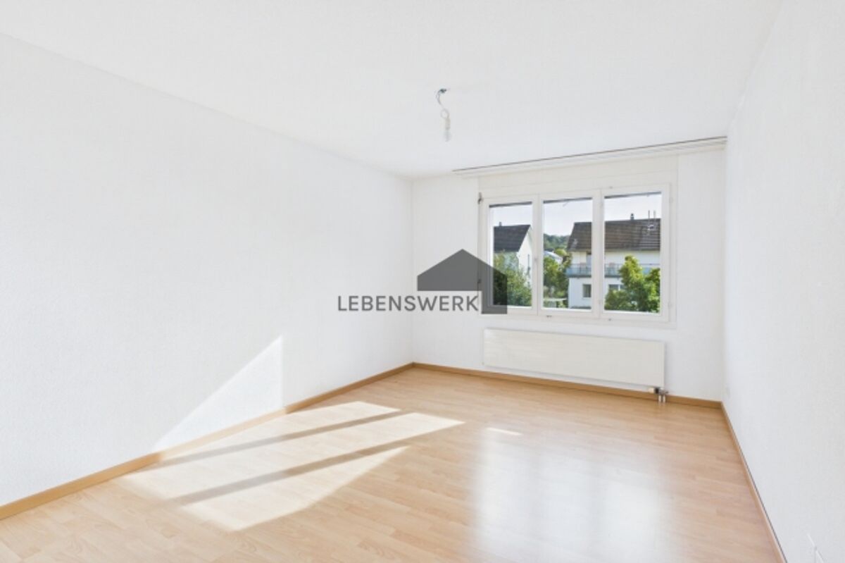 Helle 3.5-Zimmer-Wohnung in ruhiger Lage mit gedecktem Balkon, Bottighofen TG - 6