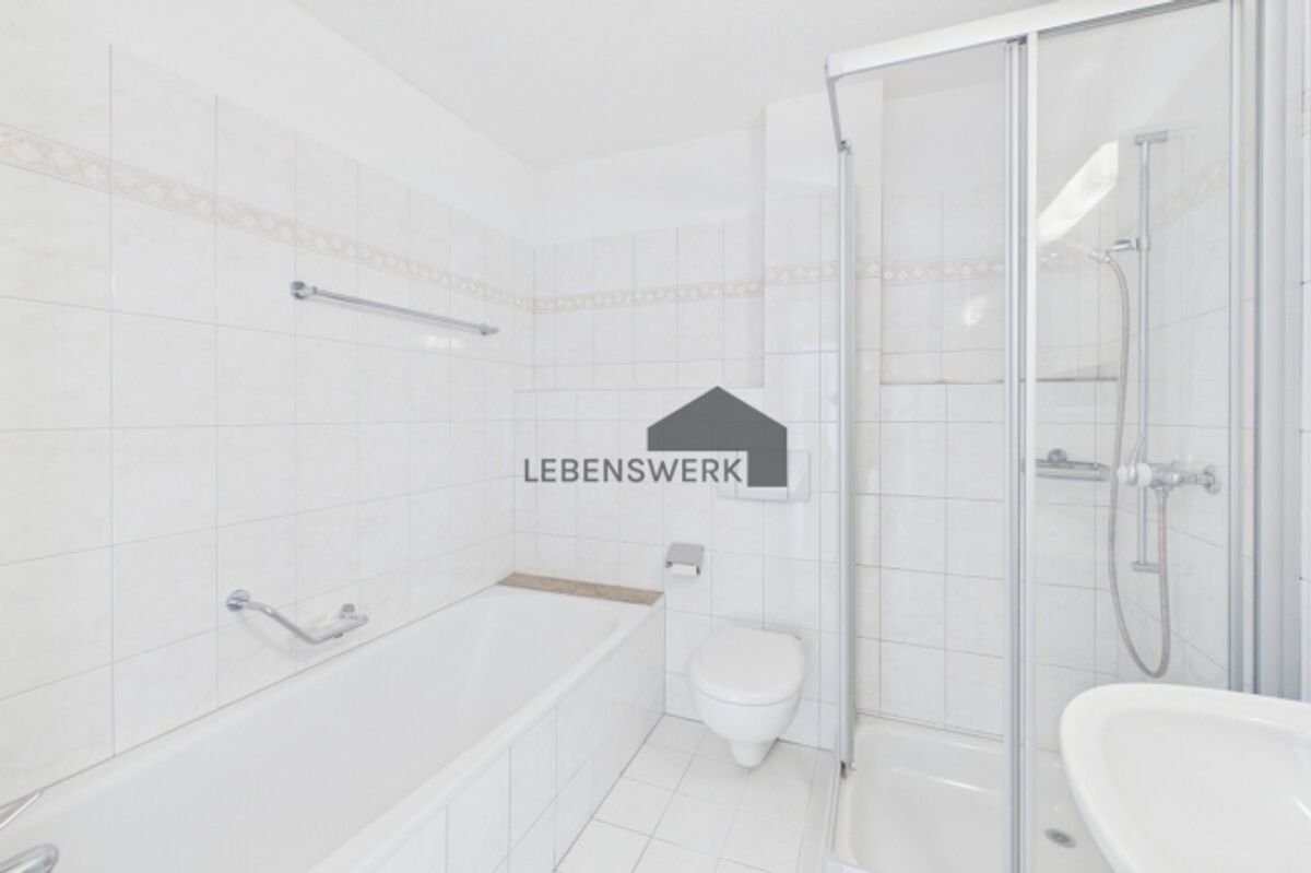 Helle 3.5-Zimmer-Wohnung in ruhiger Lage mit gedecktem Balkon, Bottighofen TG - 8