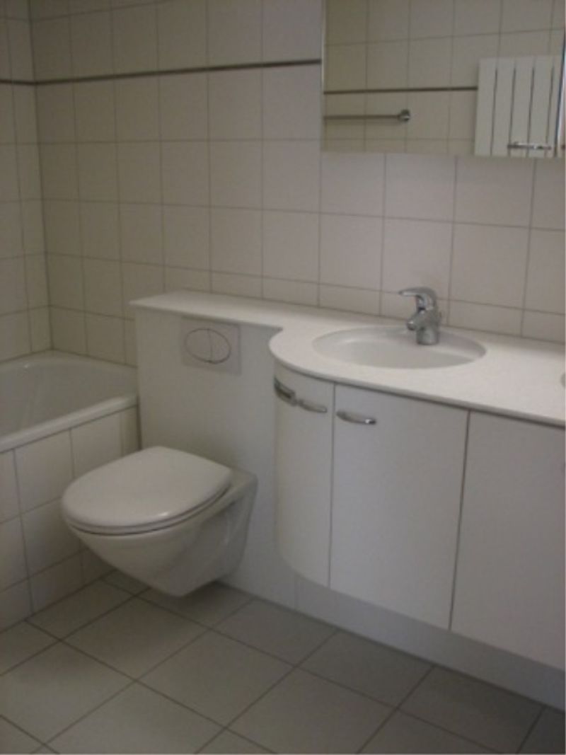 Am neu gestalteten Karl Barth-Platz - 4