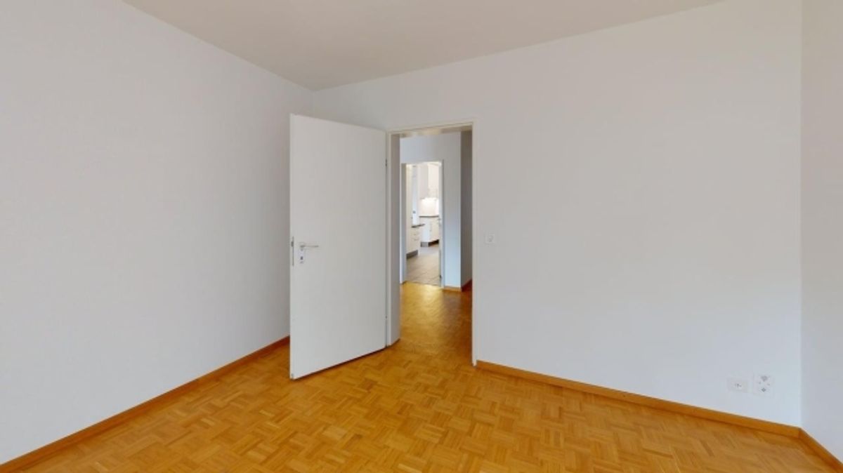 Helle 6-Zimmer-Wohnung im 1. OG  ruhig wohnen in Herrliberg | BEFRISTET - 8