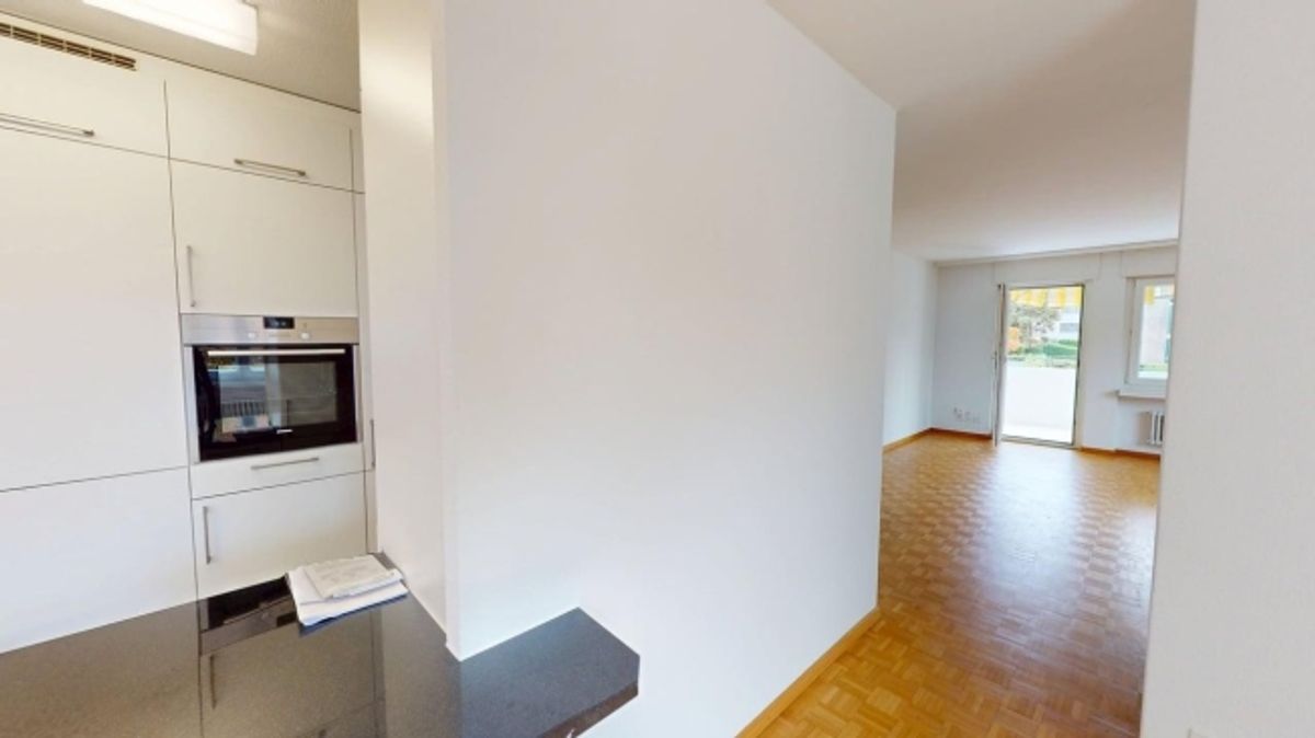 Helle 6-Zimmer-Wohnung im 1. OG  ruhig wohnen in Herrliberg | BEFRISTET - 3