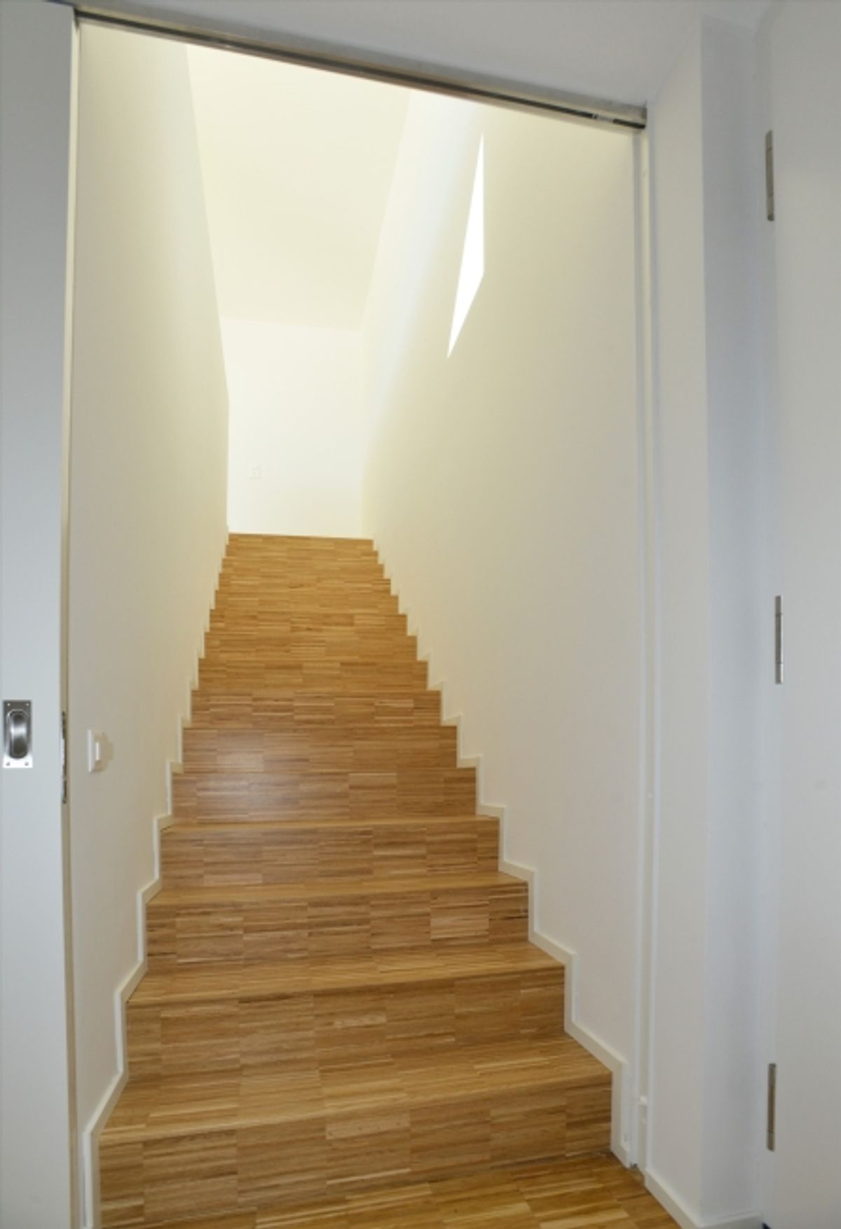 Wunderbare Maisonette-Wohnung mit Traumaussicht auf den Zürichsee - 1