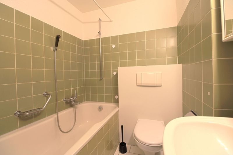 Furnished room in modernised apartment in a top location - 5