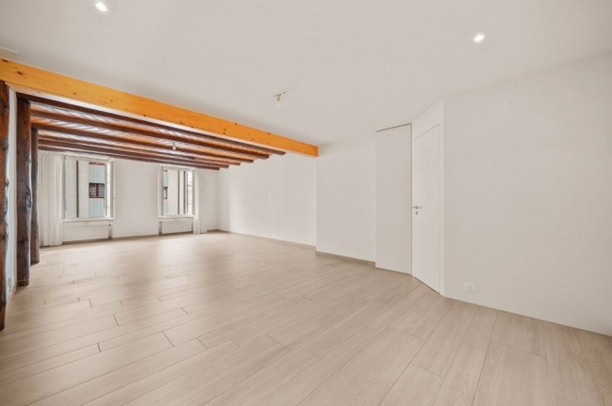 Durchführung Ihrer Geschäftstätigkeit im Zentrum von Romont - 3