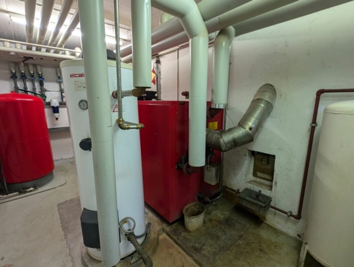 Stolze Gewerbeliegenschaft in Dällikon - 8