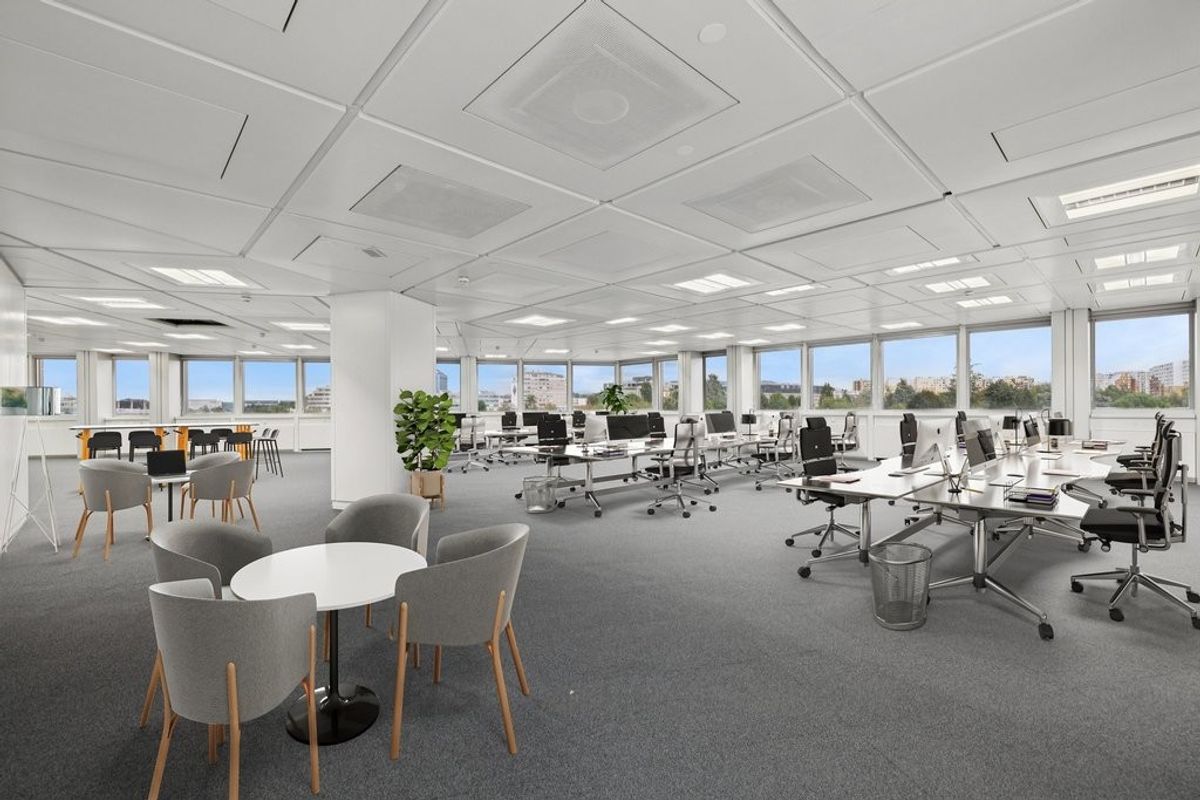 Surface de bureaux de 417 m2 rénovée au 3ème étage - 1