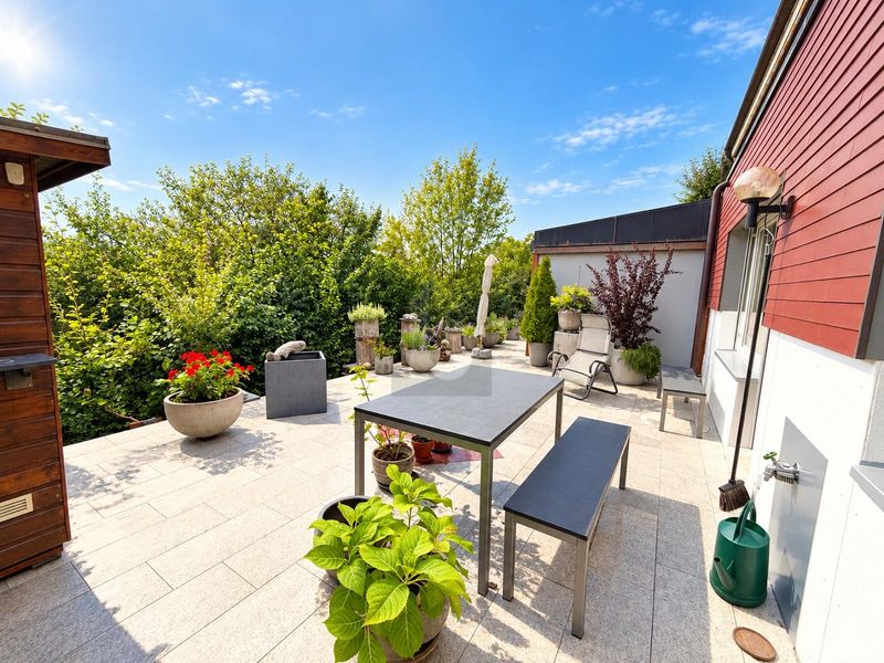TERRASSENOASE - POOL UND TENNISPLATZ ZUR NUTZUNG! - 1