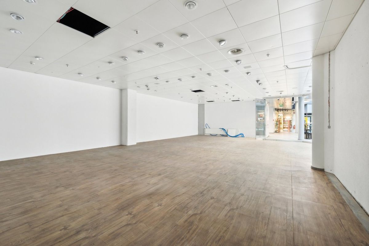Exklusivangebot: Für nur CHF 150.00/m² im ersten Jahr!* - 4