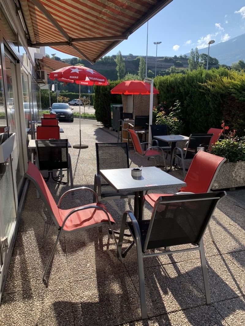 Café à louer - 9